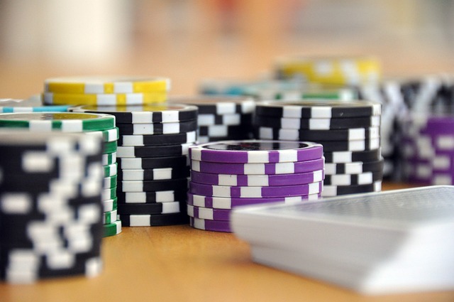 Self-exclusion in online casinos: Is this measure helpful against gambling addiction?